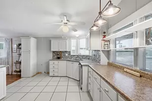2502 SW Versailles Terrace, Stuart, FL 34997 - Photo 9