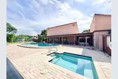 1720 NW 73rd Avenue, Plantation, FL 33313 - Photo 11