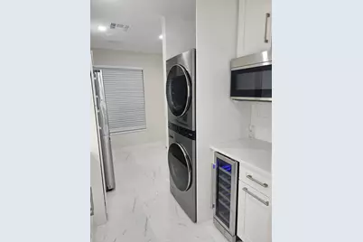 1631 NW 18th Avenue #201, Delray Beach, FL 33445 - Photo 9