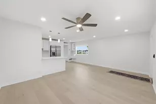 670 Monaco Ct N, Delray Beach, FL 33446 - Photo 11