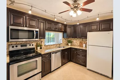 5130 Las Verdes Circle #301, Delray Beach, FL 33484 - Photo 5
