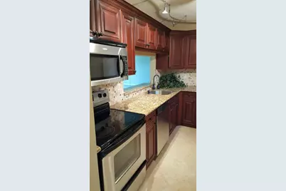 5130 Las Verdes Circle #301, Delray Beach, FL 33484 - Photo 3