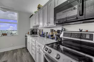 2639 N Riverside Dr, Pompano Beach, FL 33062 - Photo 7