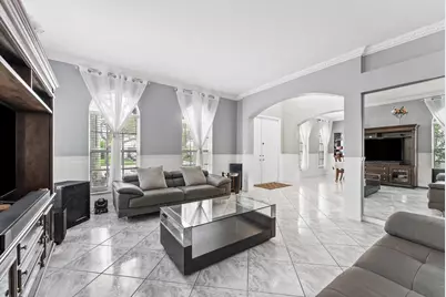 16363 Segovia Circle S, Pembroke Pines, FL 33331 - Photo 17