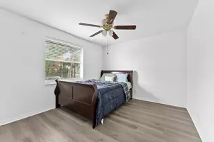 16363 Segovia Cir S, Pembroke Pines, FL 33331 - Photo 27