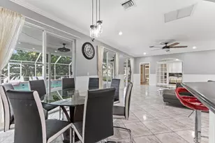 16363 Segovia Cir S, Pembroke Pines, FL 33331 - Photo 11