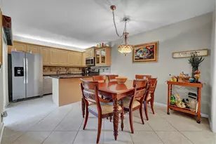 2716 SW 15th St, Deerfield Beach, FL 33442 - Photo 9