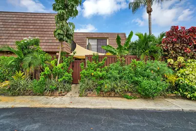 2716 SW 15th Street, Deerfield Beach, FL 33442 - Photo 25