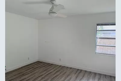 8732 Satalite Terrace, Lake Park, FL 33403 - Photo 15