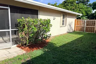 8732 Satalite Terrace, Lake Park, FL 33403 - Photo 21