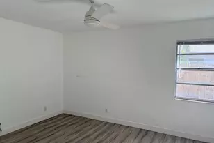 8732 Satalite Terrace, Lake Park, FL 33403 - Photo 15