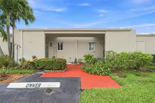 2538 Boundbrook Dr S, West Palm Beach, FL 33406 - Photo 7