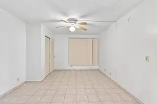 2538 Boundbrook Dr S, West Palm Beach, FL 33406 - Photo 25