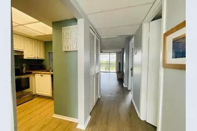 109 Royal Park Drive #4D, Oakland Park, FL 33309 - Photo 15
