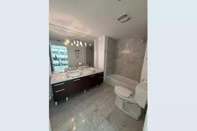 244 Biscayne Boulevard #645, Miami, FL 33132 - Photo 15