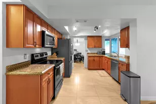 4120 NW 106th Ave, Coral Springs, FL 33065 - Photo 3