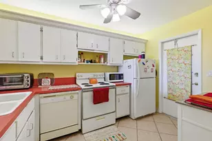 4117 Bougainvilla Dr, Lauderdale by the Sea, FL 33308 - Photo 9