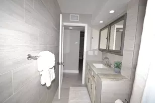 1051 Sugar Sands Blvd, Singer Island, FL 33404 - Photo 9