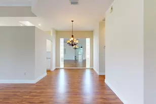 433 SW Jefferson Cir, Port Saint Lucie, FL 34986 - Photo 17
