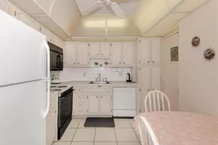 1980 S Ocean Dr, Hallandale Beach, FL 33009 - Photo 17