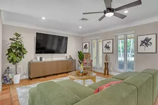 2100 NE 30th St, Lighthouse Point, FL 33064 - Photo 9