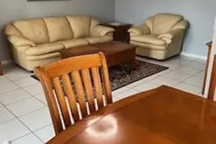 240 Southampton B, West Palm Beach, FL 33417 - Photo 3