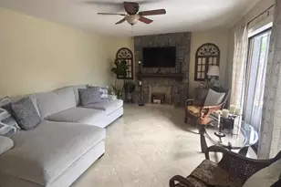 113 W Lake Arbor Dr, Palm Springs, FL 33461 - Photo 5