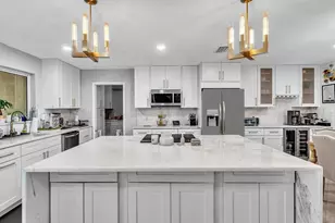 905 SE 13th Ct, Deerfield Beach, FL 33441 - Photo 1