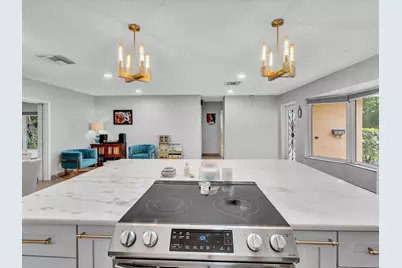 905 SE 13th Court, Deerfield Beach, FL 33441 - Photo 11