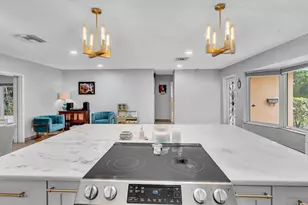 905 SE 13th Ct, Deerfield Beach, FL 33441 - Photo 11