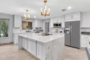 905 SE 13th Ct, Deerfield Beach, FL 33441 - Photo 9