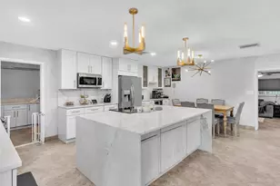 905 SE 13th Ct, Deerfield Beach, FL 33441 - Photo 9
