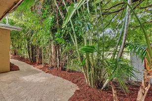 905 SE 13th Ct, Deerfield Beach, FL 33441 - Photo 35
