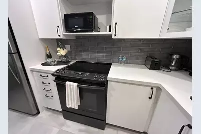 1211 NE 15th Avenue #2, Fort Lauderdale, FL 33304 - Photo 5