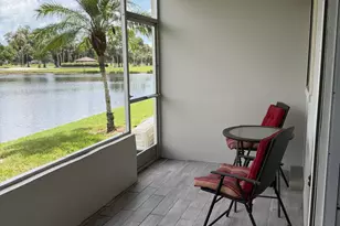 7211 W Country Club Dr N, Sarasota, FL 34243 - Photo 13