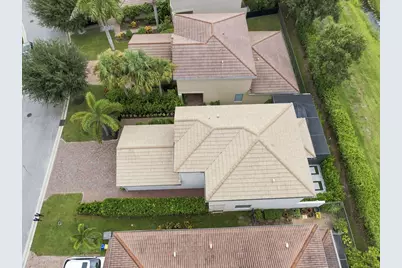 7830 Jewelwood Drive, Boynton Beach, FL 33437 - Photo 37