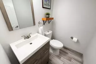 3900 NE 18th Ave, Oakland Park, FL 33334 - Photo 13