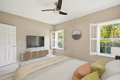 10725 Pelican Drive, Wellington, FL 33414 - Photo 17