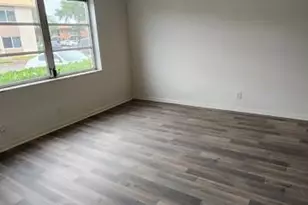 12 NE 19th Ct, Wilton Manors, FL 33305 - Photo 3