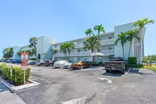 2758 NE 30th Ave, Lighthouse Point, FL 33064 - Photo 3