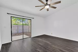11137 NW 38th Pl, Sunrise, FL 33351 - Photo 11