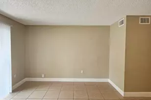 4324 NW 9th Ave, Deerfield Beach, FL 33064 - Photo 3