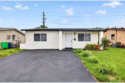 2333 NW 82nd Way NW, Sunrise, FL 33322 - Photo 23