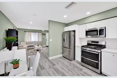 2333 NW 82nd Way NW, Sunrise, FL 33322 - Photo 9