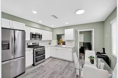 2333 NW 82nd Way NW, Sunrise, FL 33322 - Photo 7