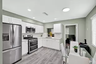 2333 NW 82nd Way NW, Sunrise, FL 33322 - Photo 7