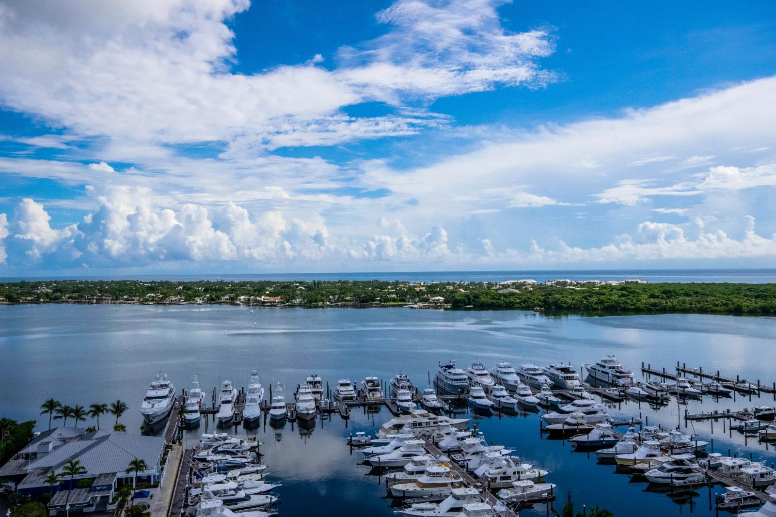 123 Lakeshore Dr #1945 main architectural view