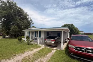 1906 N 16th Ct, Fort Pierce, FL 34950 - Photo 11