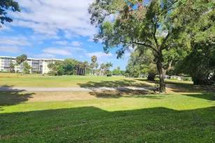 805 Cypress Blvd, Pompano Beach, FL 33069 - Photo 23