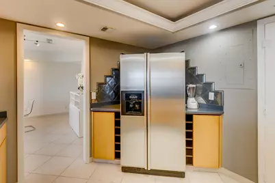 1 Las Olas Circle #1105, Fort Lauderdale, FL 33316 - Photo 19